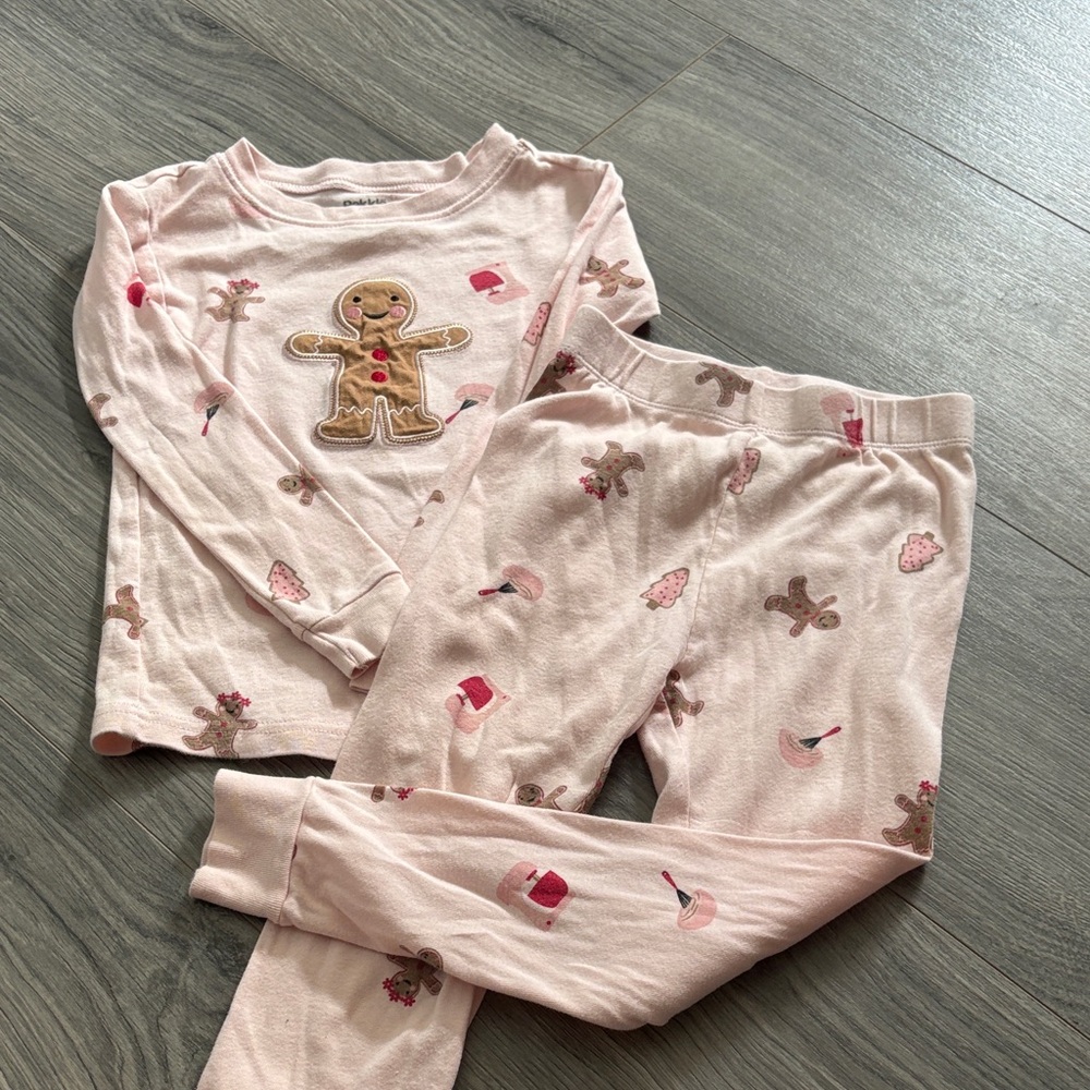 Charming Gingerbread Kids Pajama Set - Light Pink